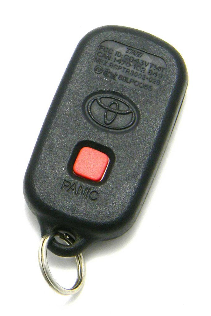 2004-2005 Toyota Echo Key Fob Remote Toyota Logo (HYQ12BBX, 89742-42120)