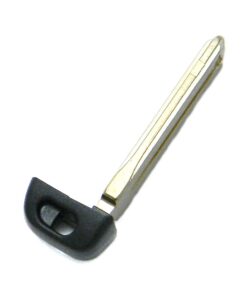 Alternative view of Emergency Key Blade for Scion Smart Key Fob Remotes (P/N: 69515-52120, 69515-AC020)