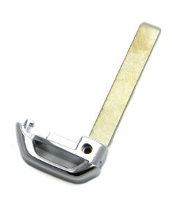 Alternative view of Emergency Key Blade for Kia Smart Key Fob Remotes (P/N: 81996-J5000)