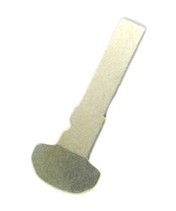 Alternative view of Emergency Key Blade for Alfa Romeo Smart Key Fob Remote (P/N: 68465851AA)